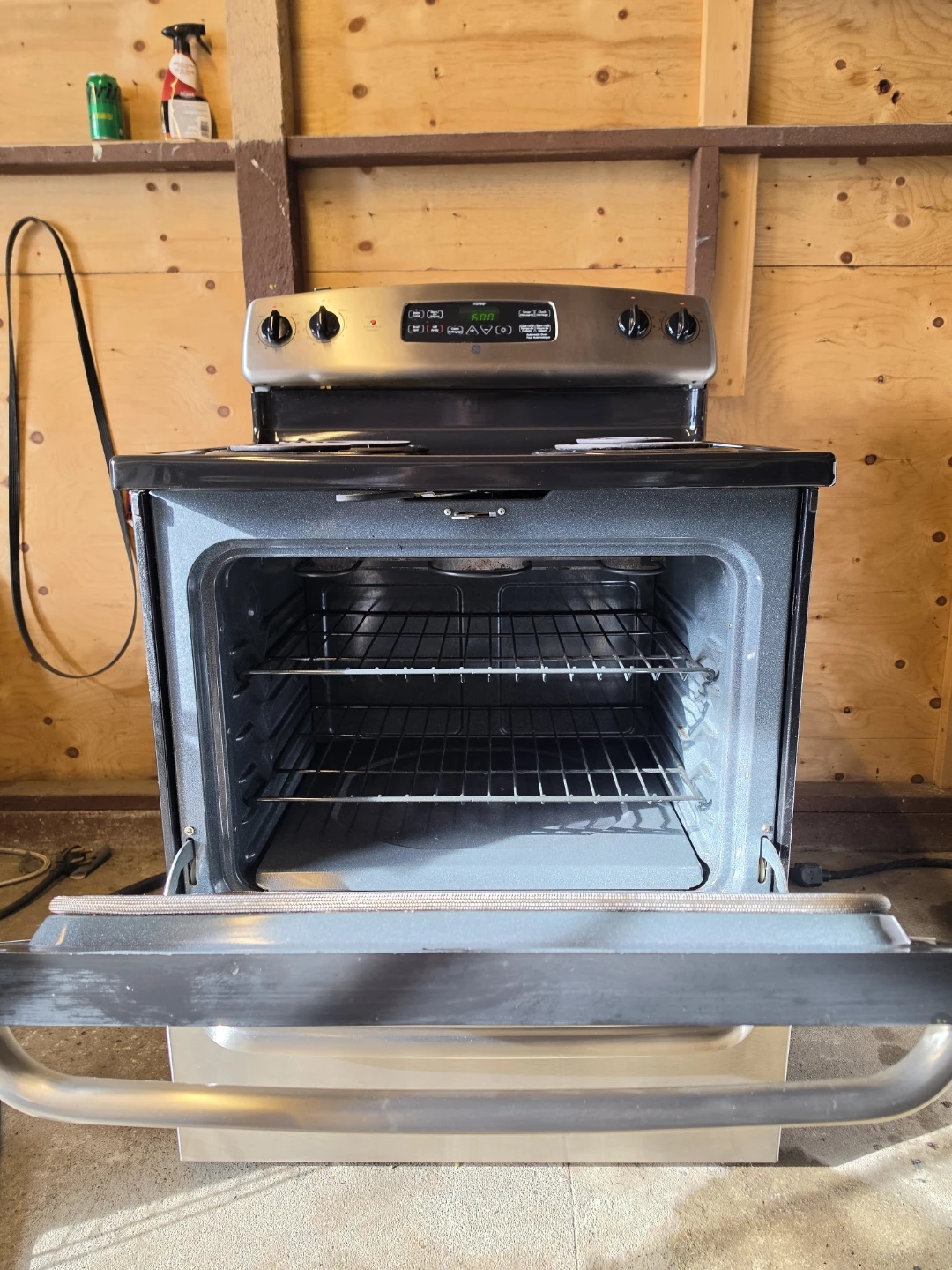 Delivery Available - GE 30" Stainless Steel Electric Range - photo 5