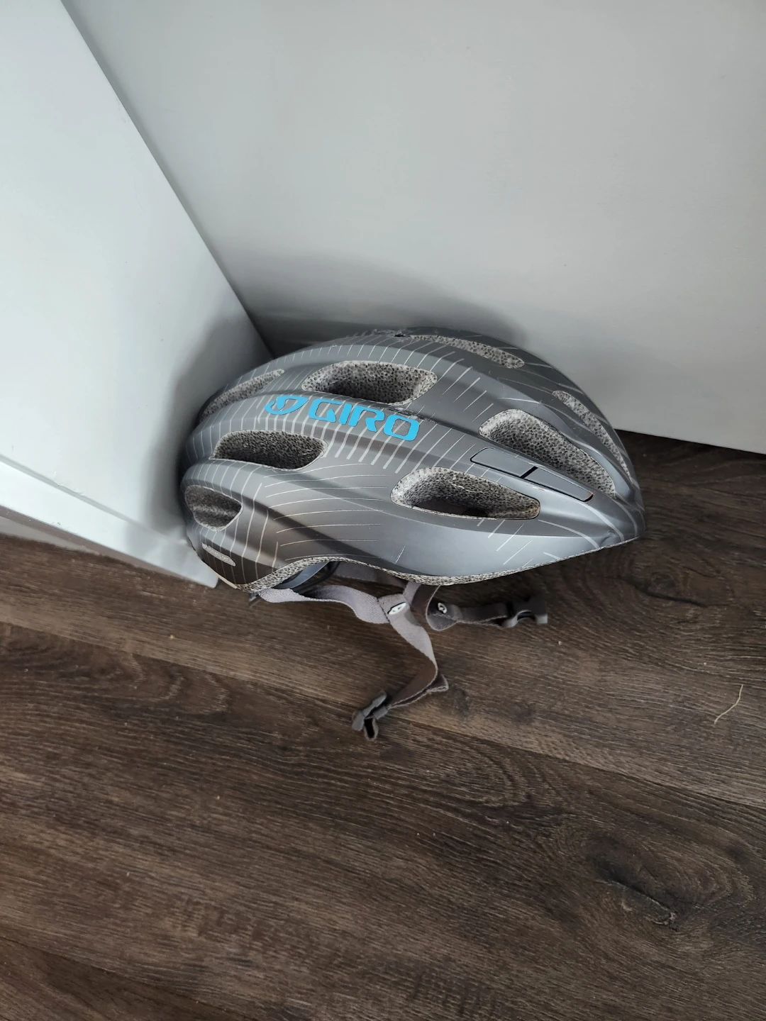 Giro Bicycle Helmet - photo 3