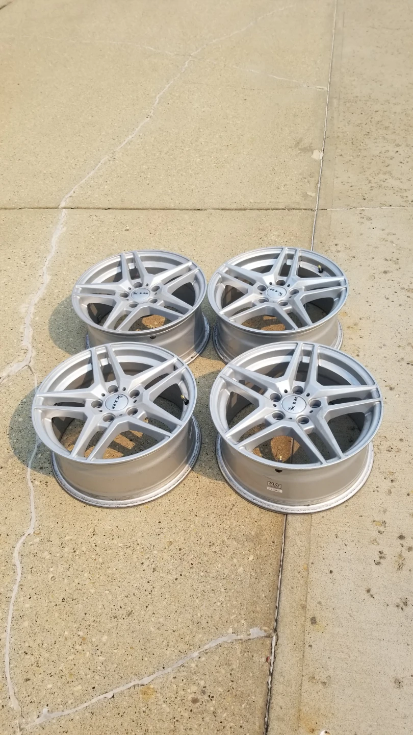 Set of 4 16 inch Alloy Wheels - photo 2