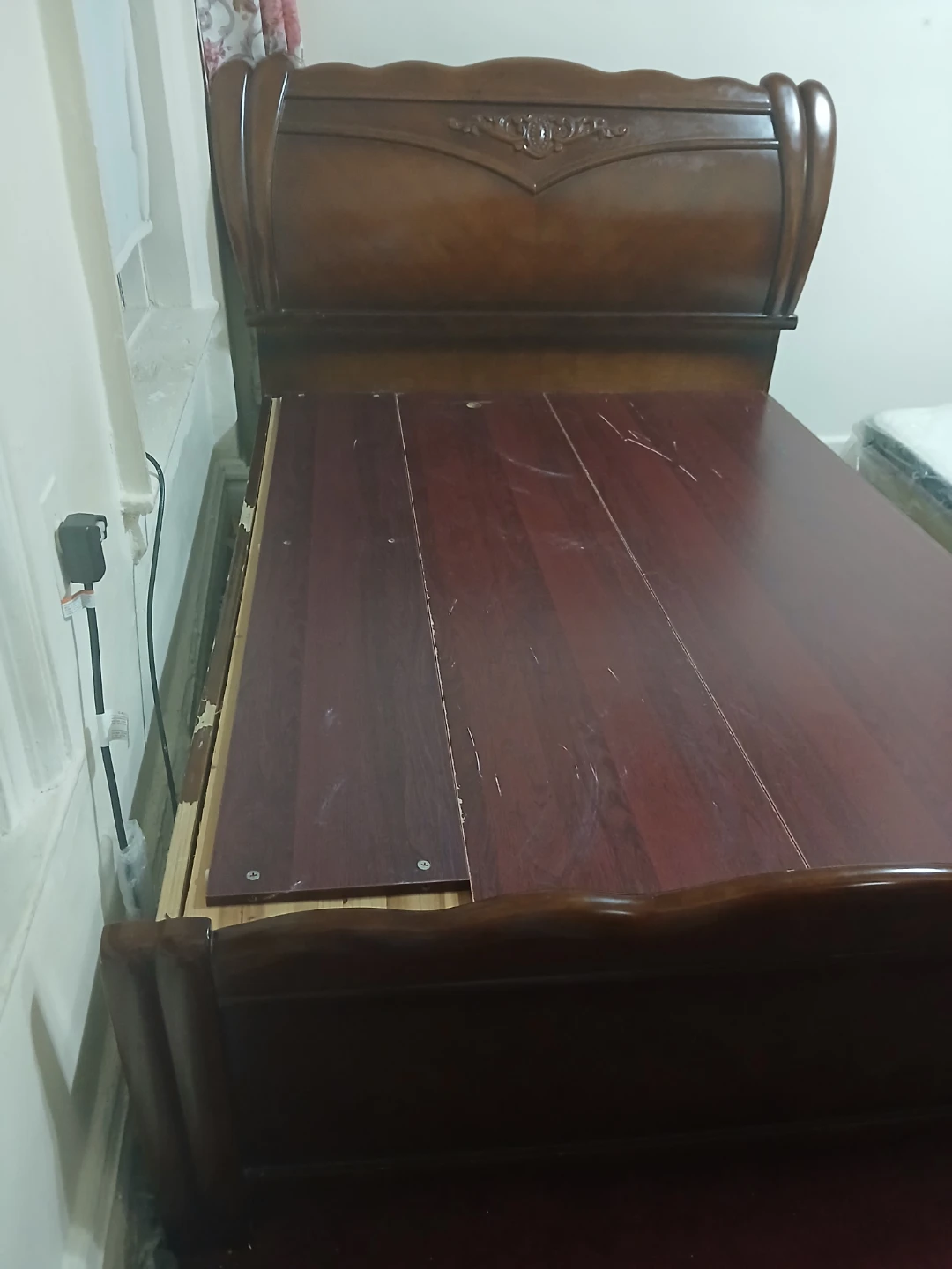 Dark Wood full size Bed Frame🏈 - photo 3