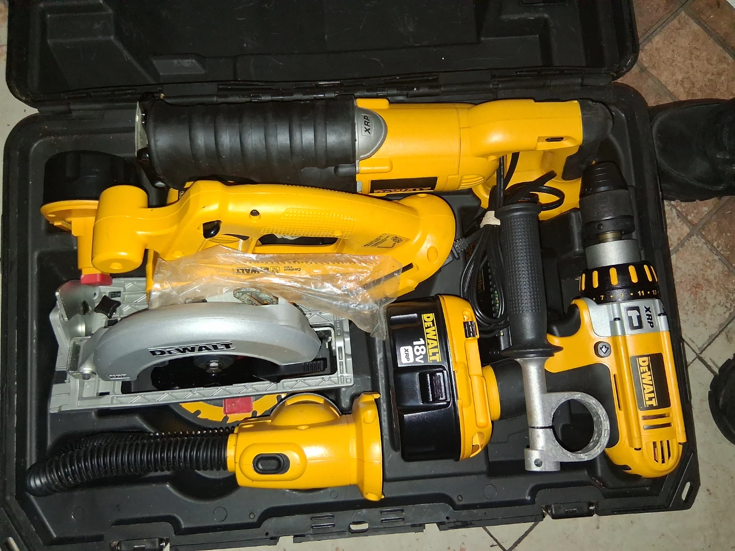 DeWalt 18V XRP Cordless Tool Set with Case - photo 4