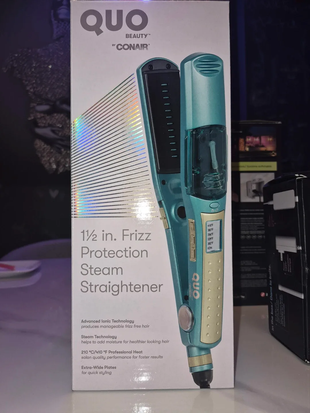 Quo Beauty by Conair 1 1/2 in. Steam Straightener