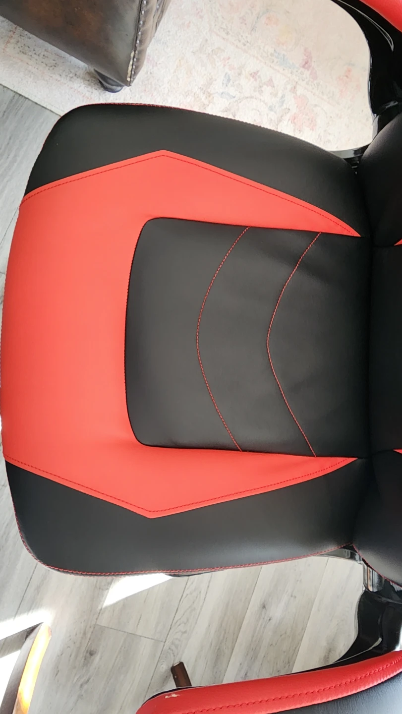 EMERGE Gaming Chair - Like New - photo 3