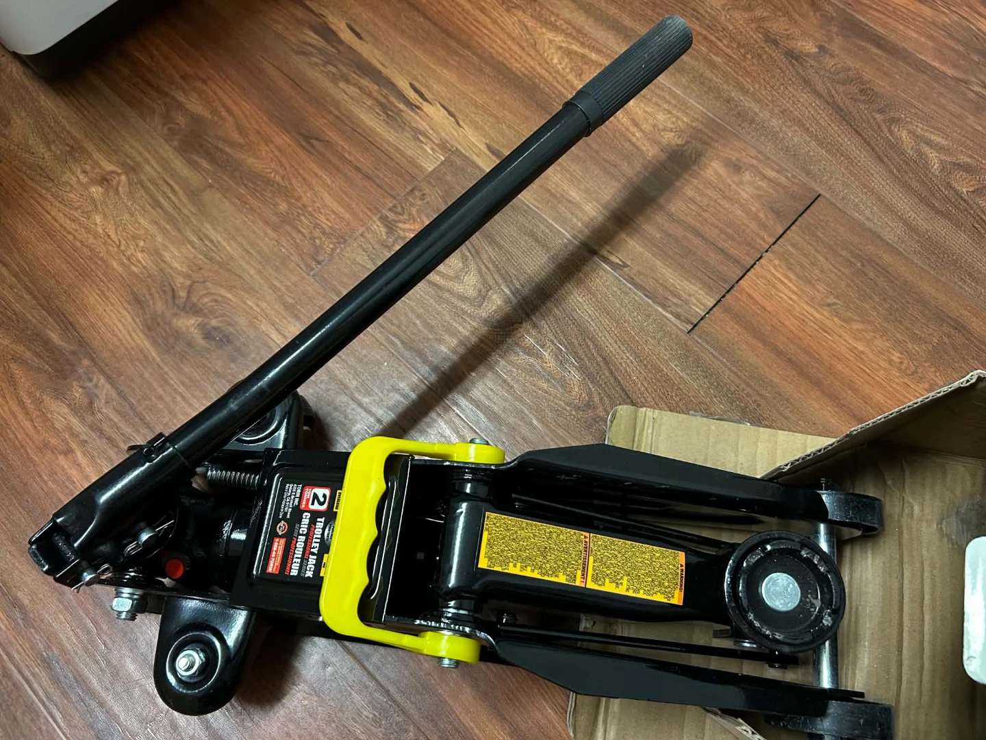 Torin Black Jack 2 Ton Trolley Jack - photo 4