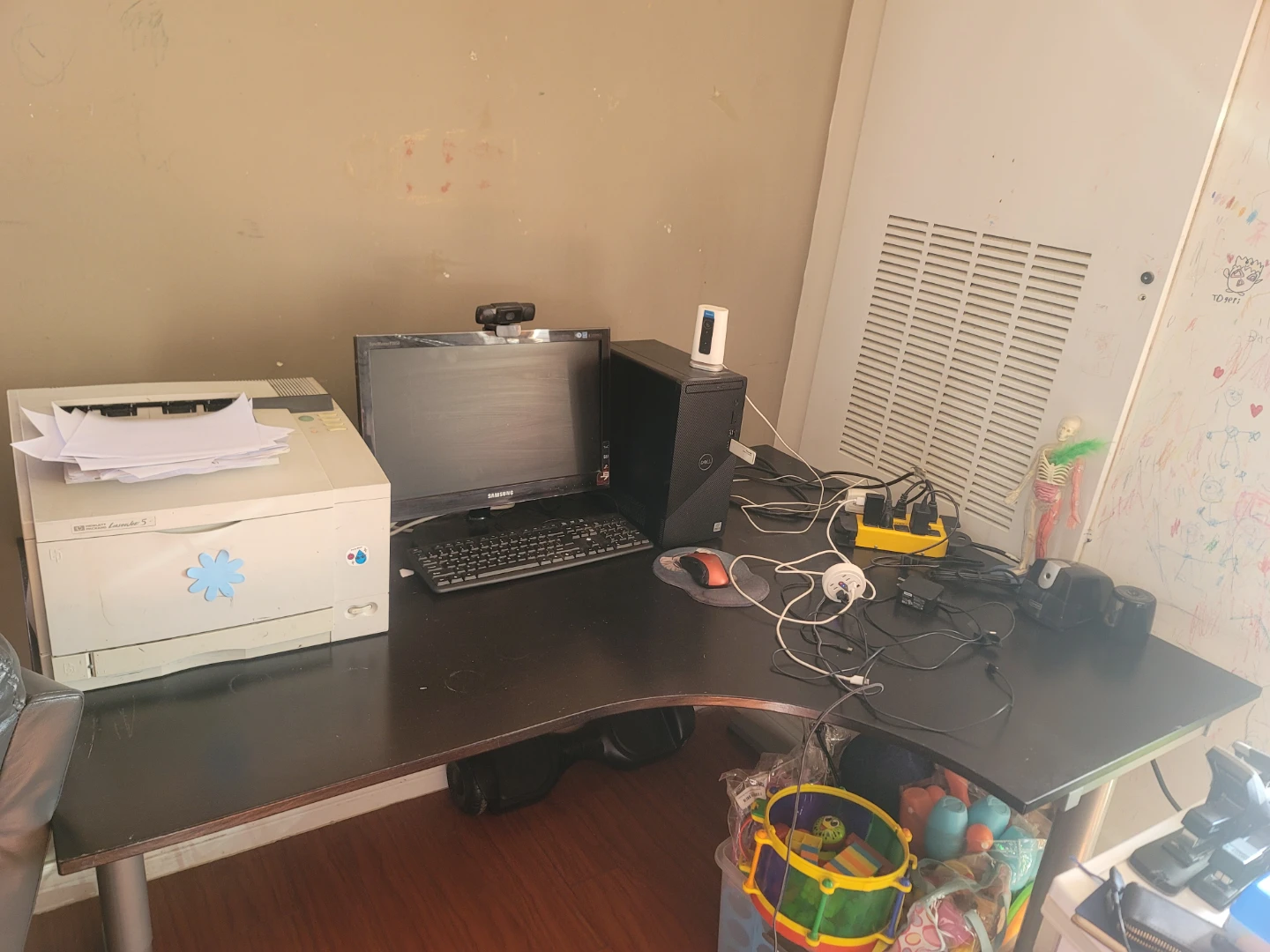 Black L-Shaped Computer Desk - photo 2