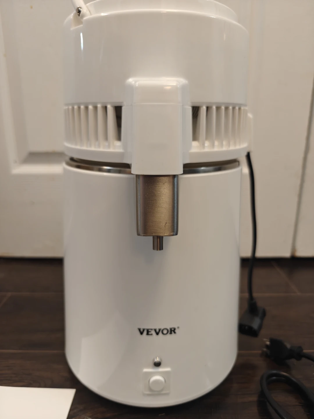 VEVOR 4L Distilled Water Machine (Brand New) - photo 2