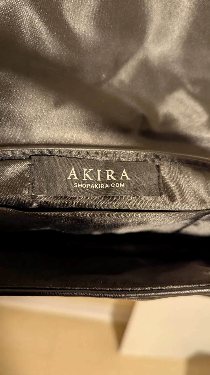 AKIRA Buckle Purse - photo 3
