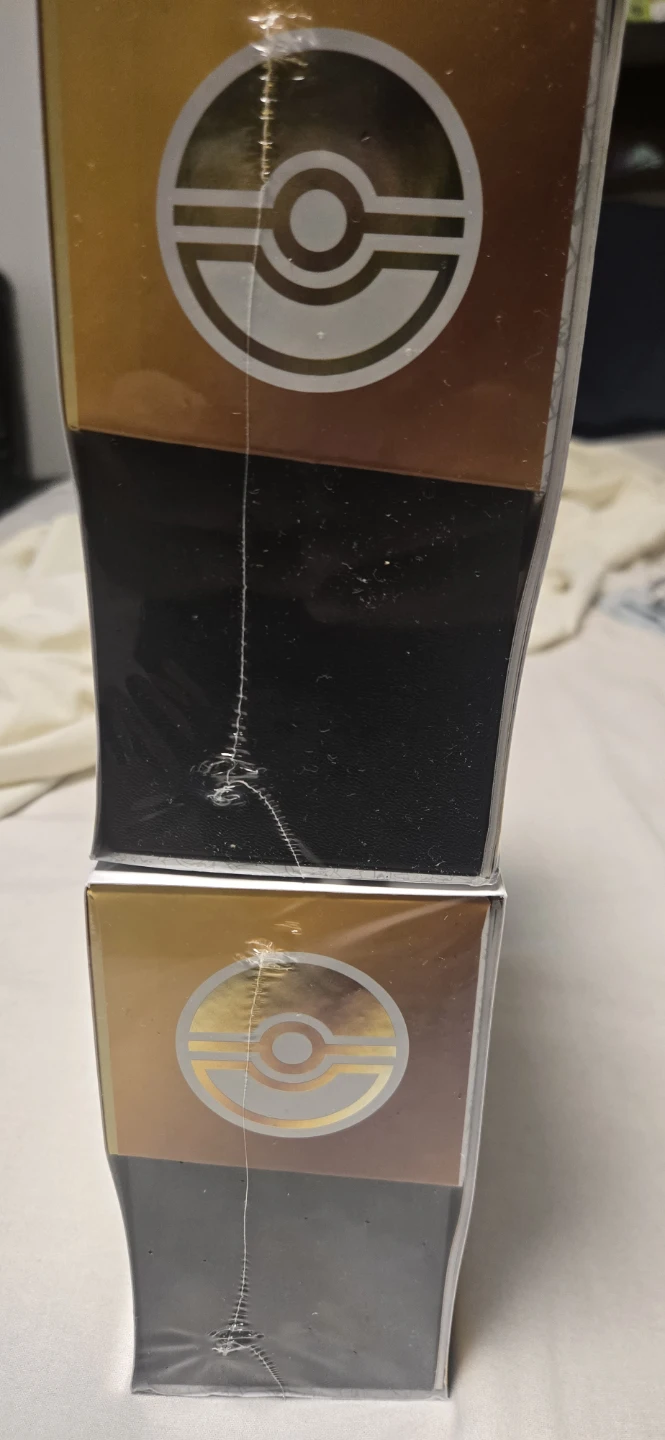 Pokemon TCG 30th Celebration Elite Trainer Box - photo 5