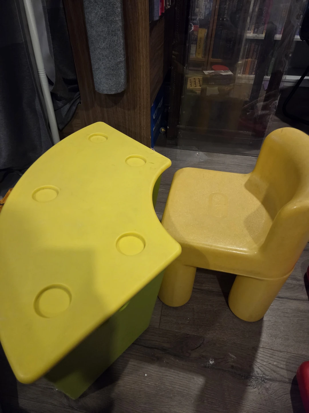 Little Tikes Kids Table and Chair Set - photo 2
