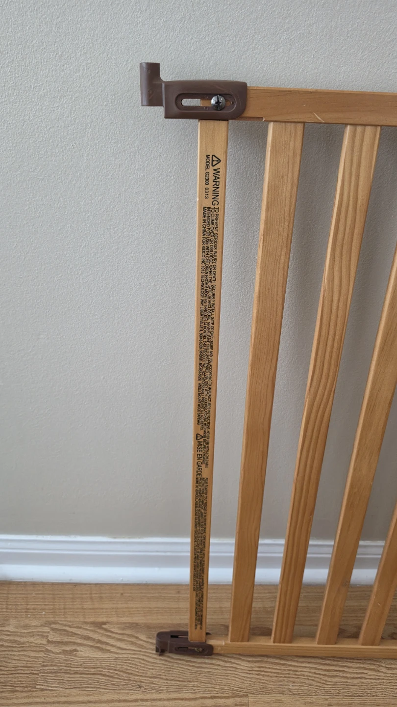Wooden Baby Safety Gate - photo 2