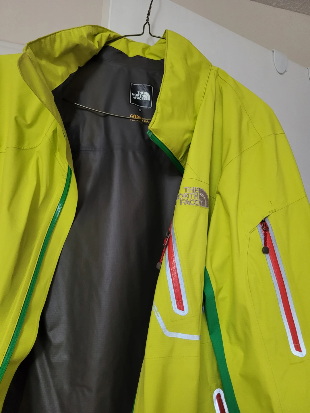 The North Face Summit Series Jacket🏈