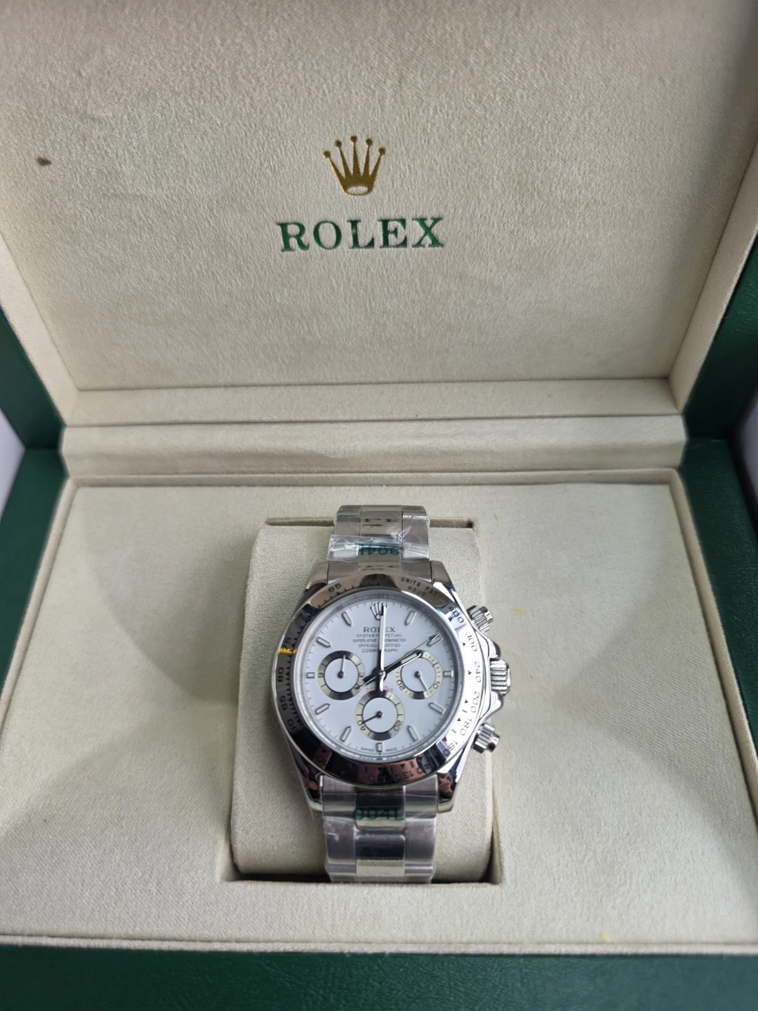 Rolex Daytona Watch Replica in its non-original ?