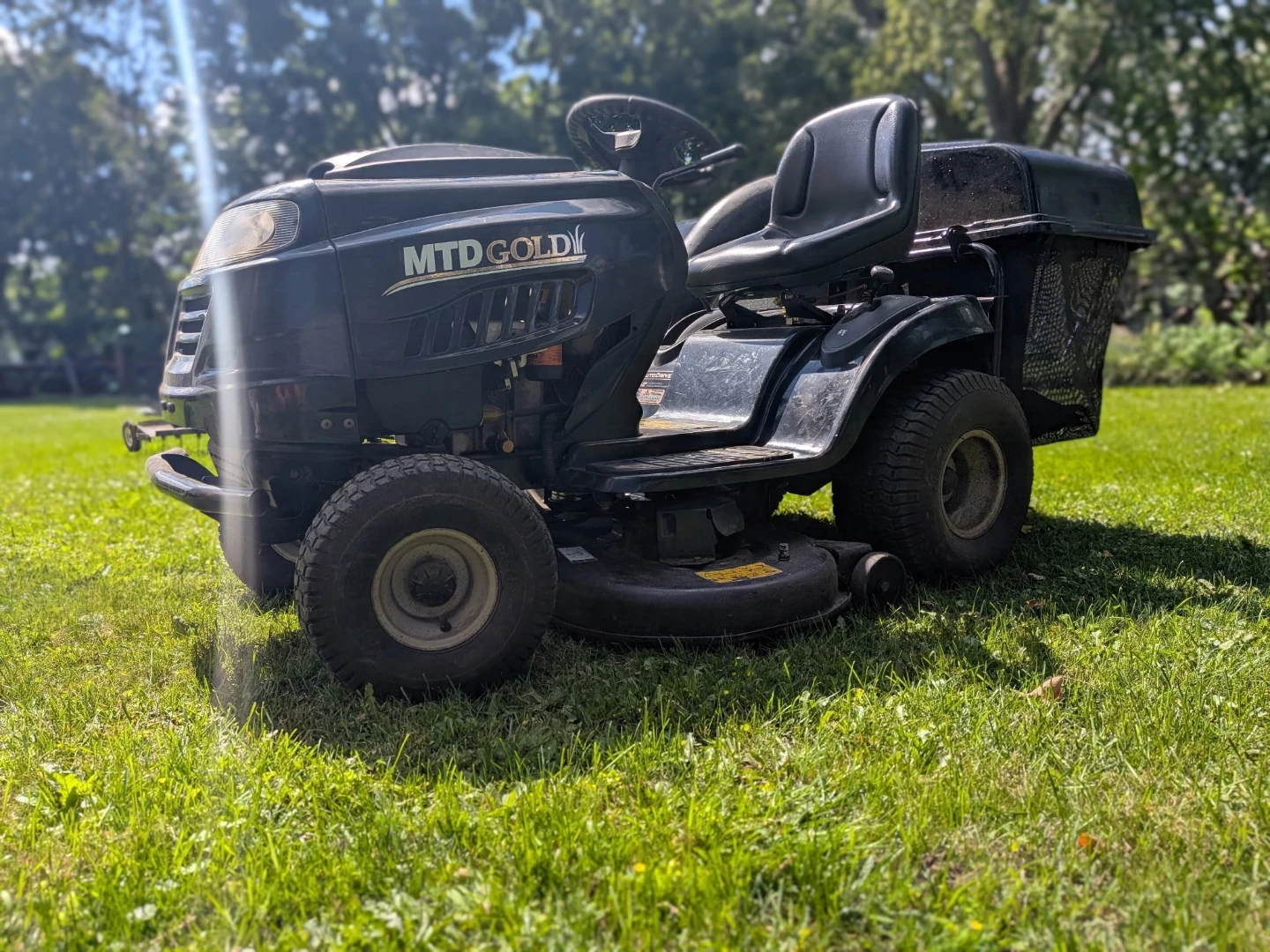 MTD Gold 42-inch Lawn Tractor - photo 4