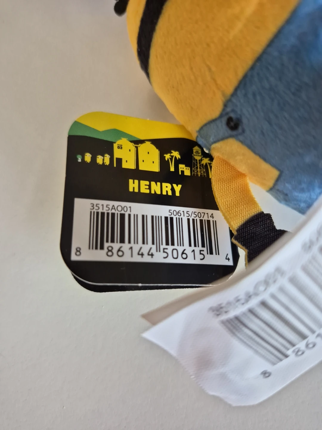 Minions Plush Hanger with Clip (Henry) NEW Minions and Monsters - photo 2