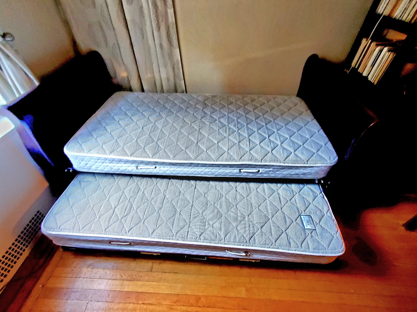 Black Twin Size Daybed with Trundle - photo 3