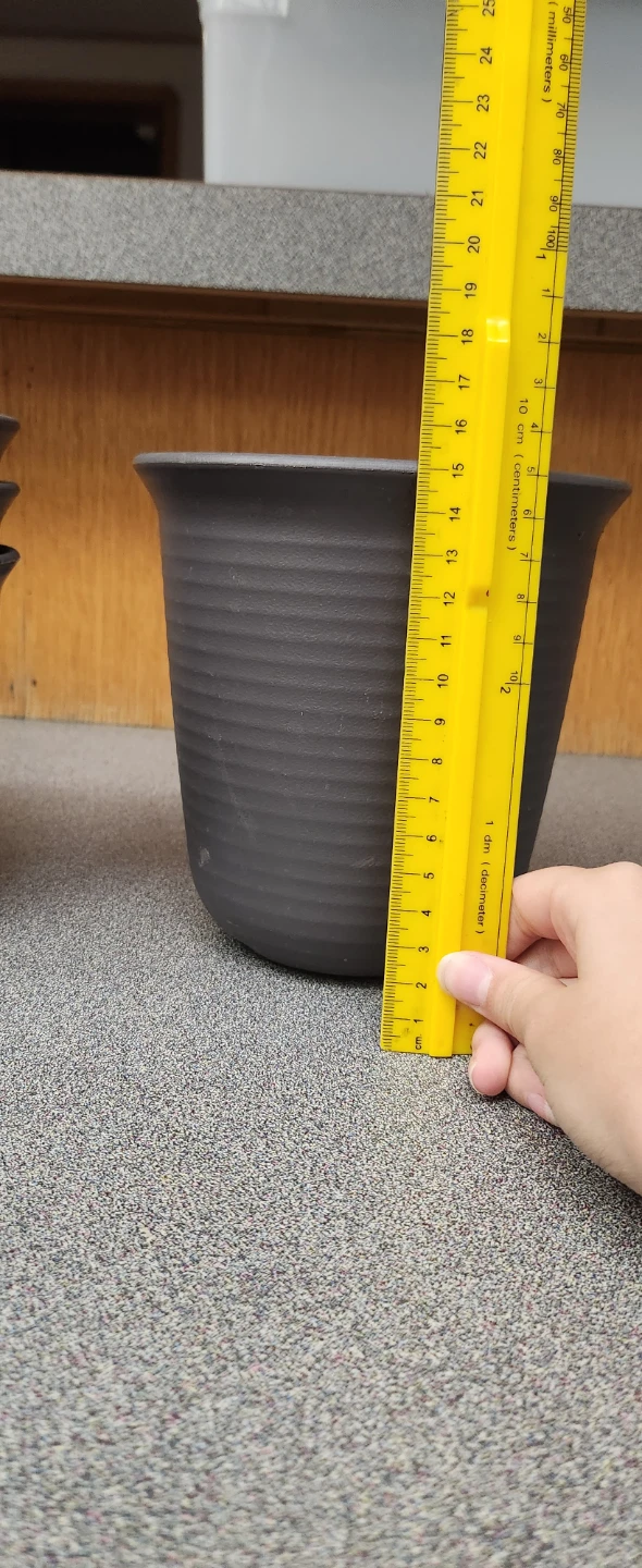 Set of 8 Grey Ribbed Plastic Plant Pots - photo 3