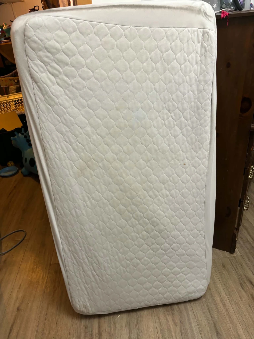 White Baby Crib with Mattress - photo 3