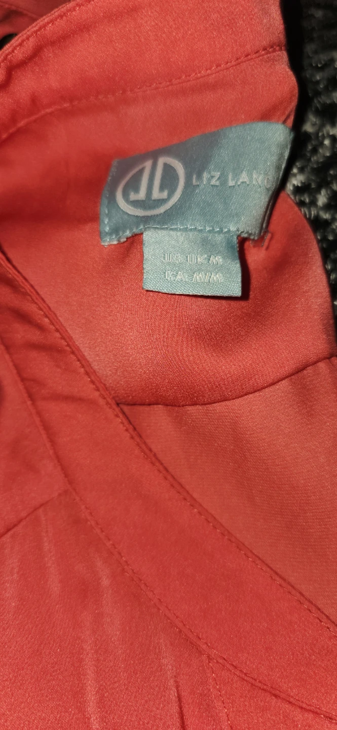 Mixed Women's Clothing Bundle - photo 2