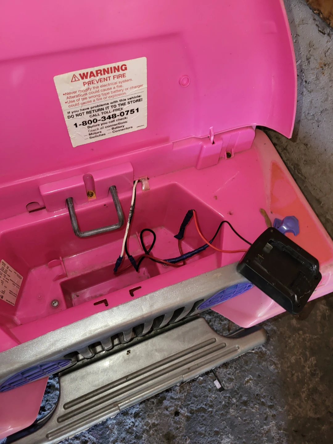 Barbie Jeep Ride-on Toy - photo 2