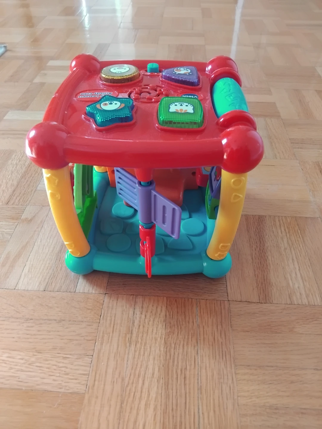 VTech Busy Learners Activity Cube - photo 2