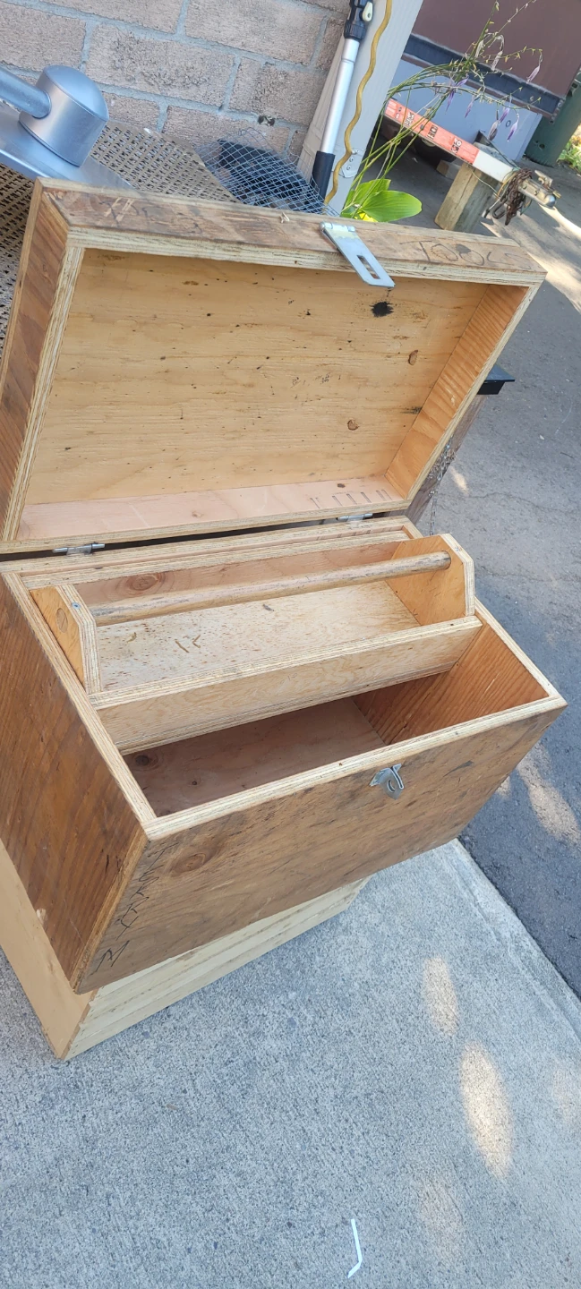 Handmade Wooden Tool Chest - photo 3