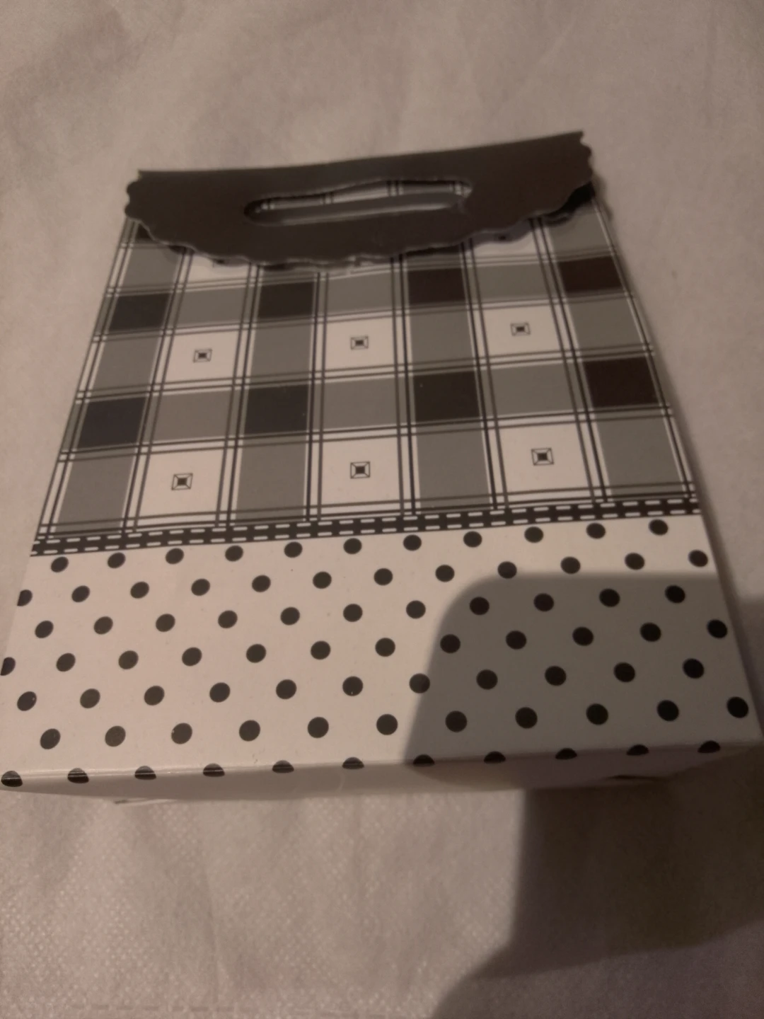 Black and White Plaid Gift-bag 🏈