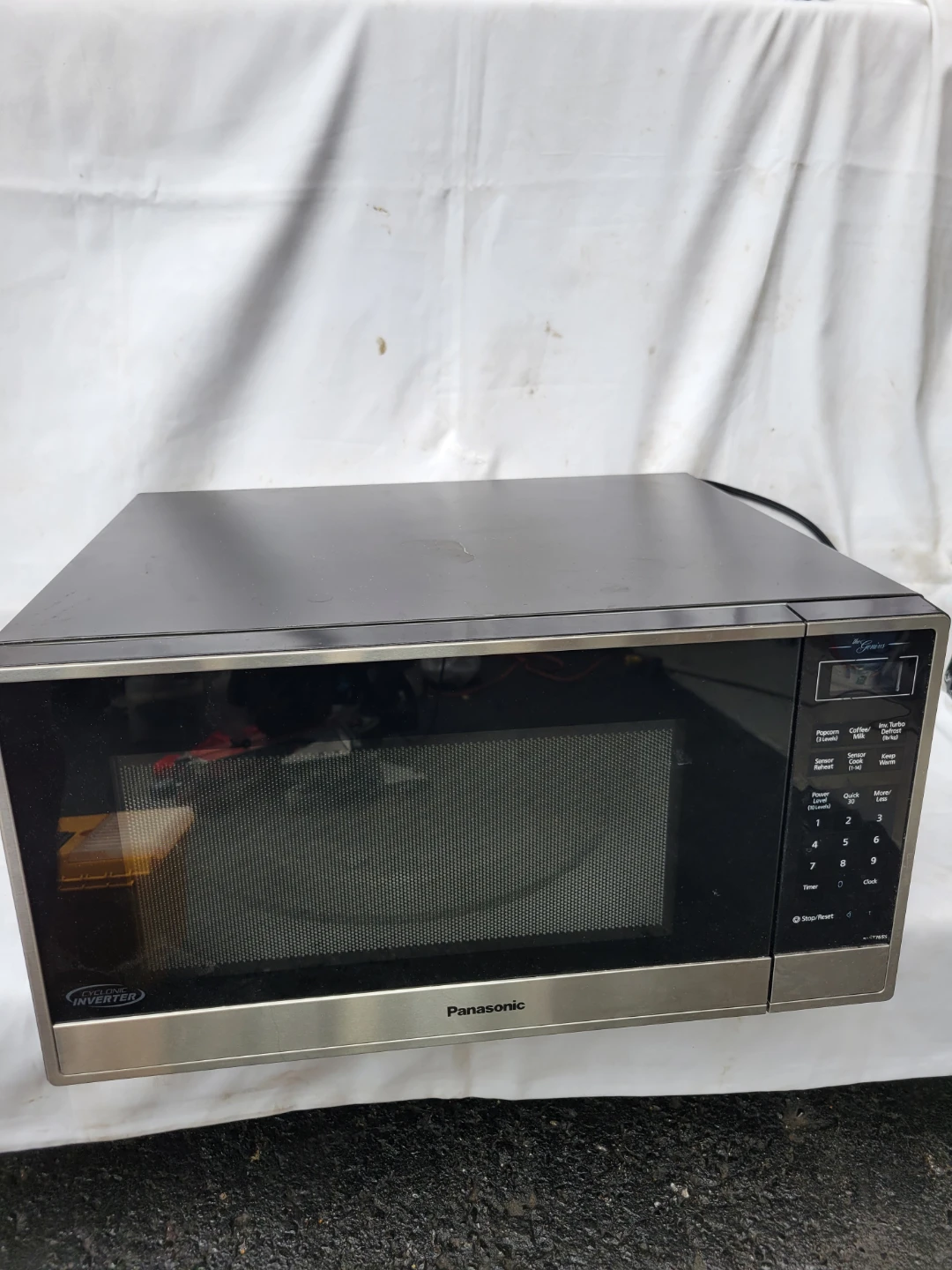 Panasonic  Cyclonic Inverter Microwave