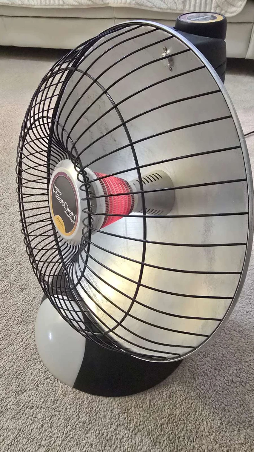 Presto HeatDish Plus Footlight Heater