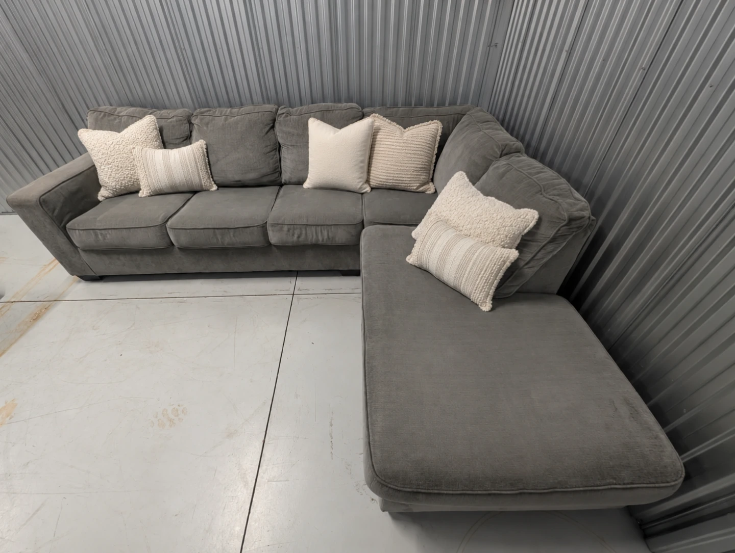 Free delivery!! Grey sectional - photo 3