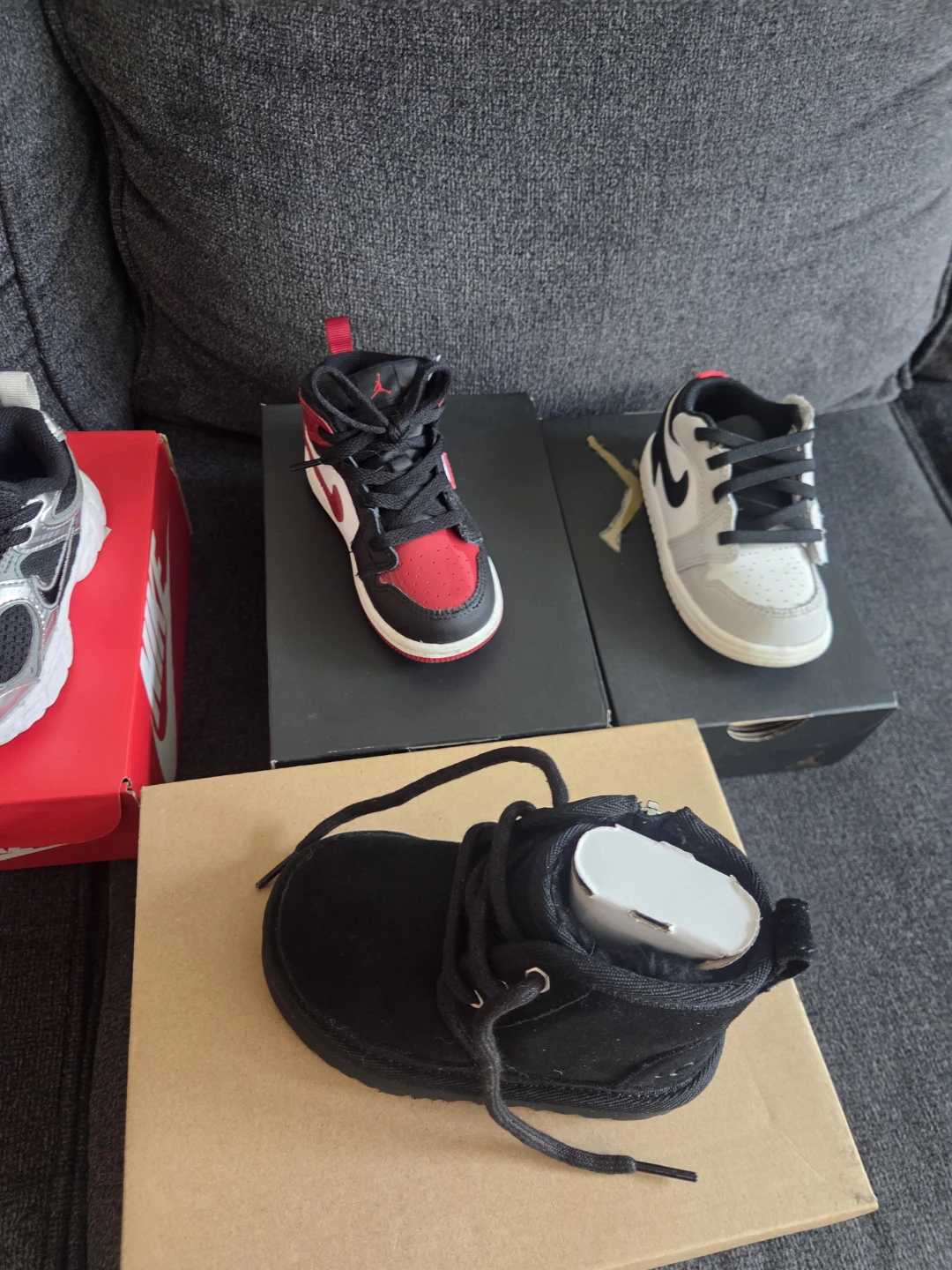 Toddler Nike and Jordan Shoes Size 7c - photo 2