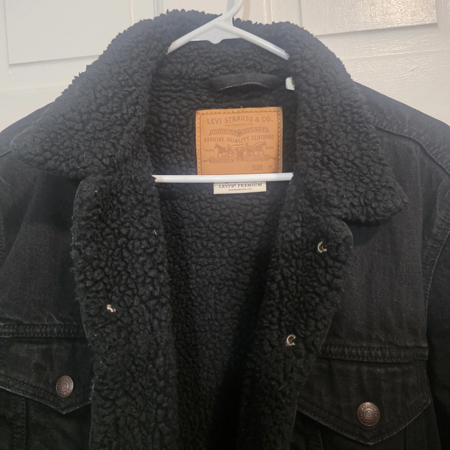 Levi's Premium Sherpa Lined Denim Trucker Jacket - Blk size M - photo 3