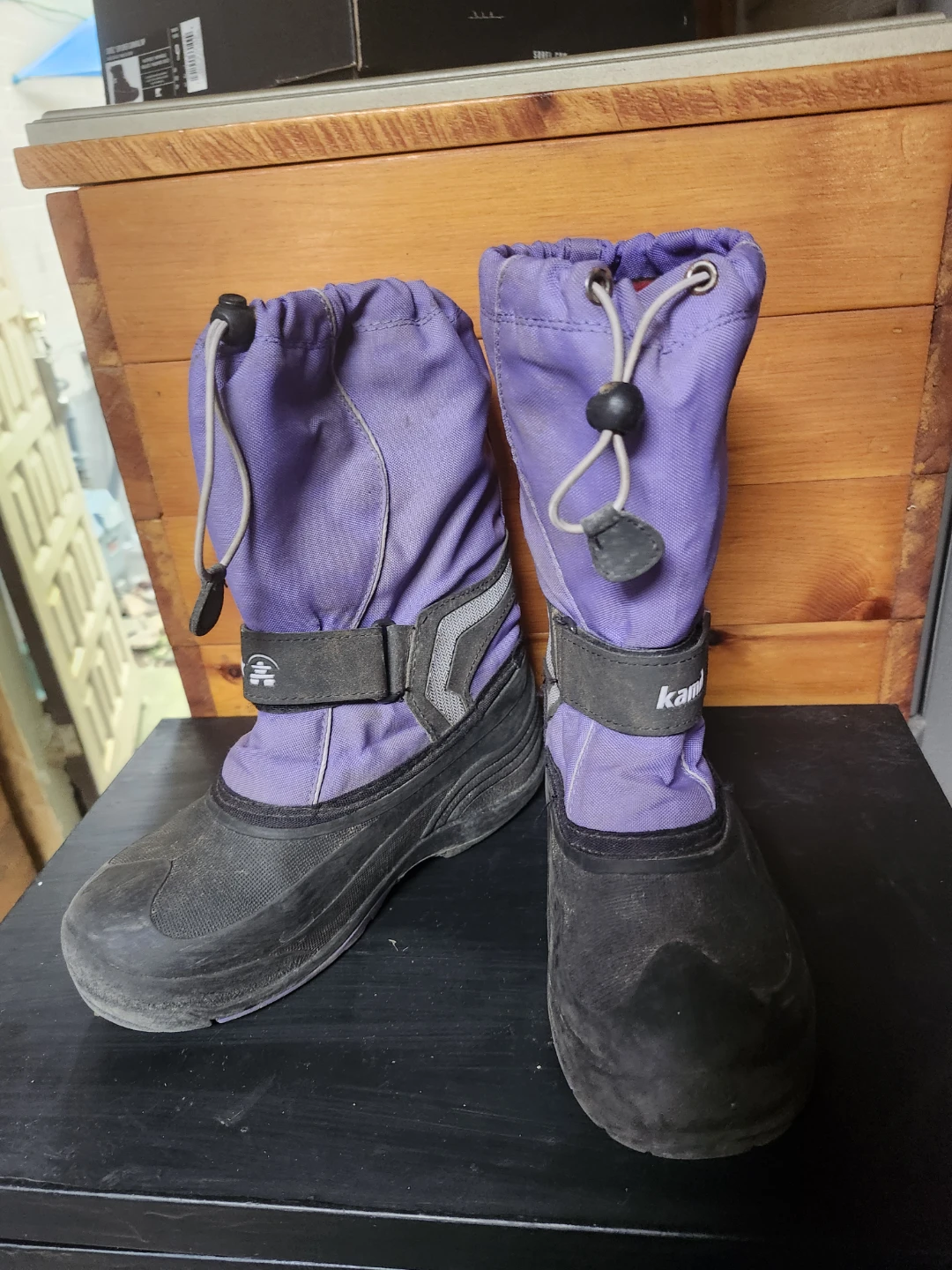Kamik winter boots, size 4 - photo 2