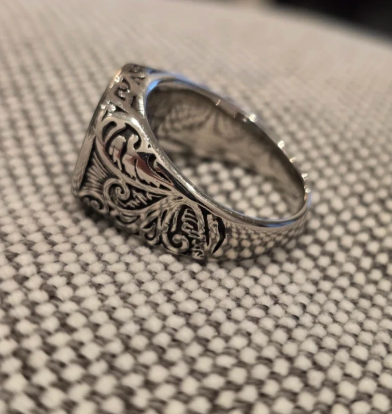 Silver Toned Ring with Green - photo 3