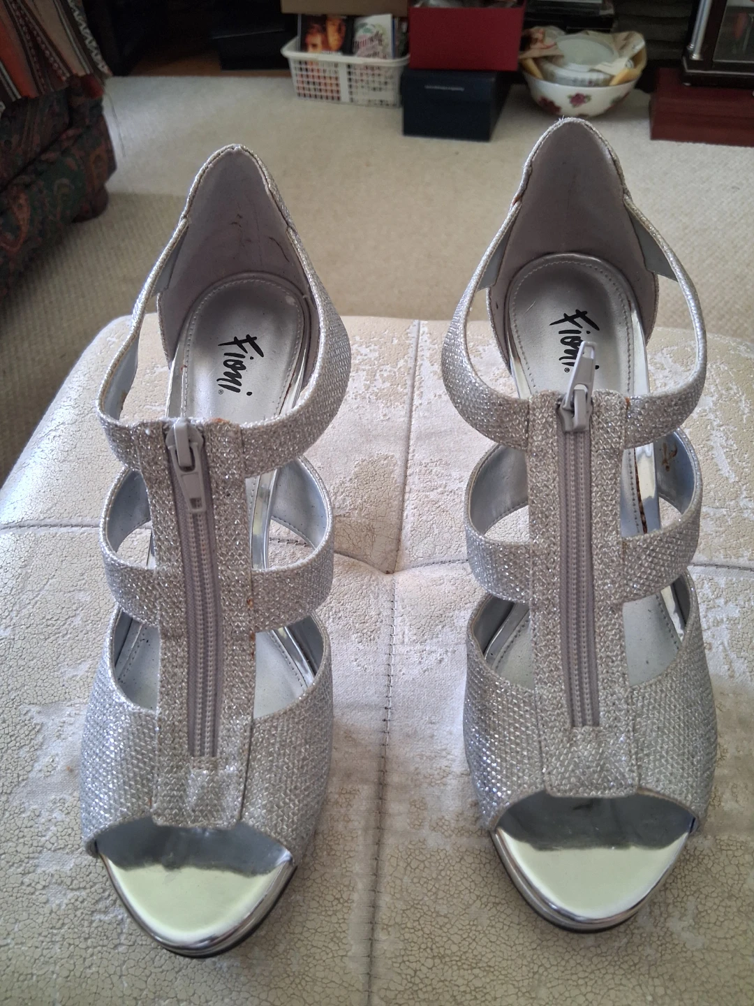 Fioni Silver Glitter Heels - photo 3