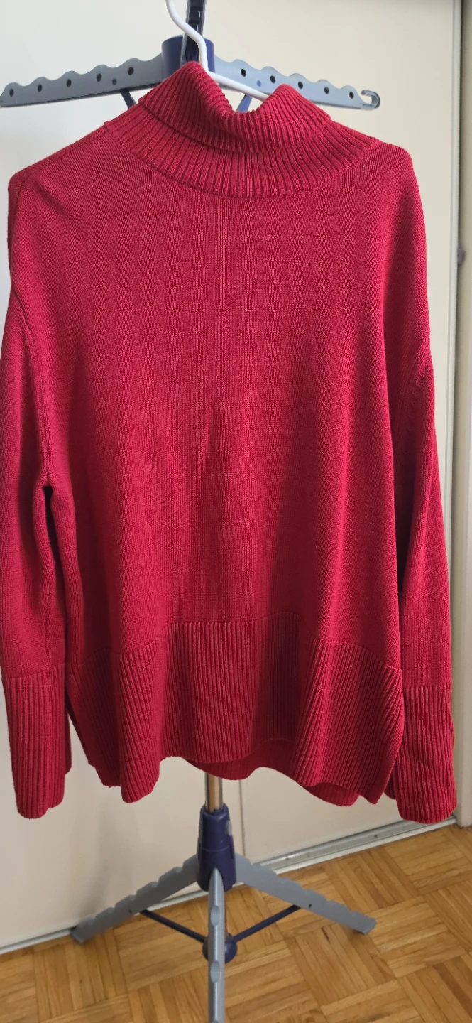 Once worn! GAP Red Turtleneck Sweater