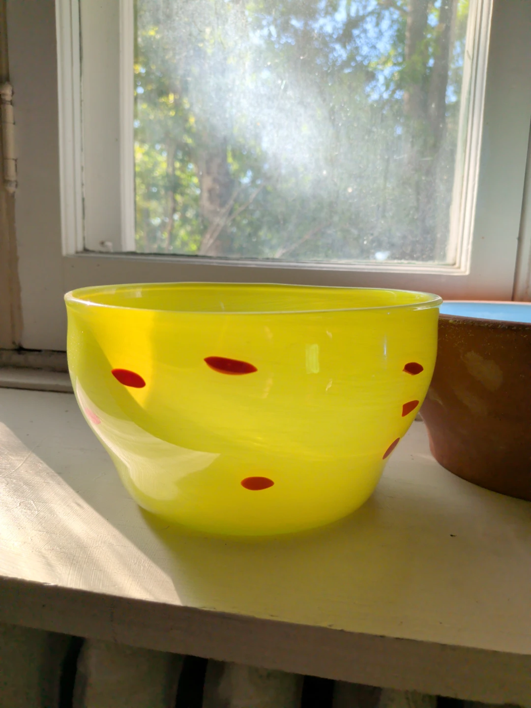 Set of three decorative bowls - photo 2