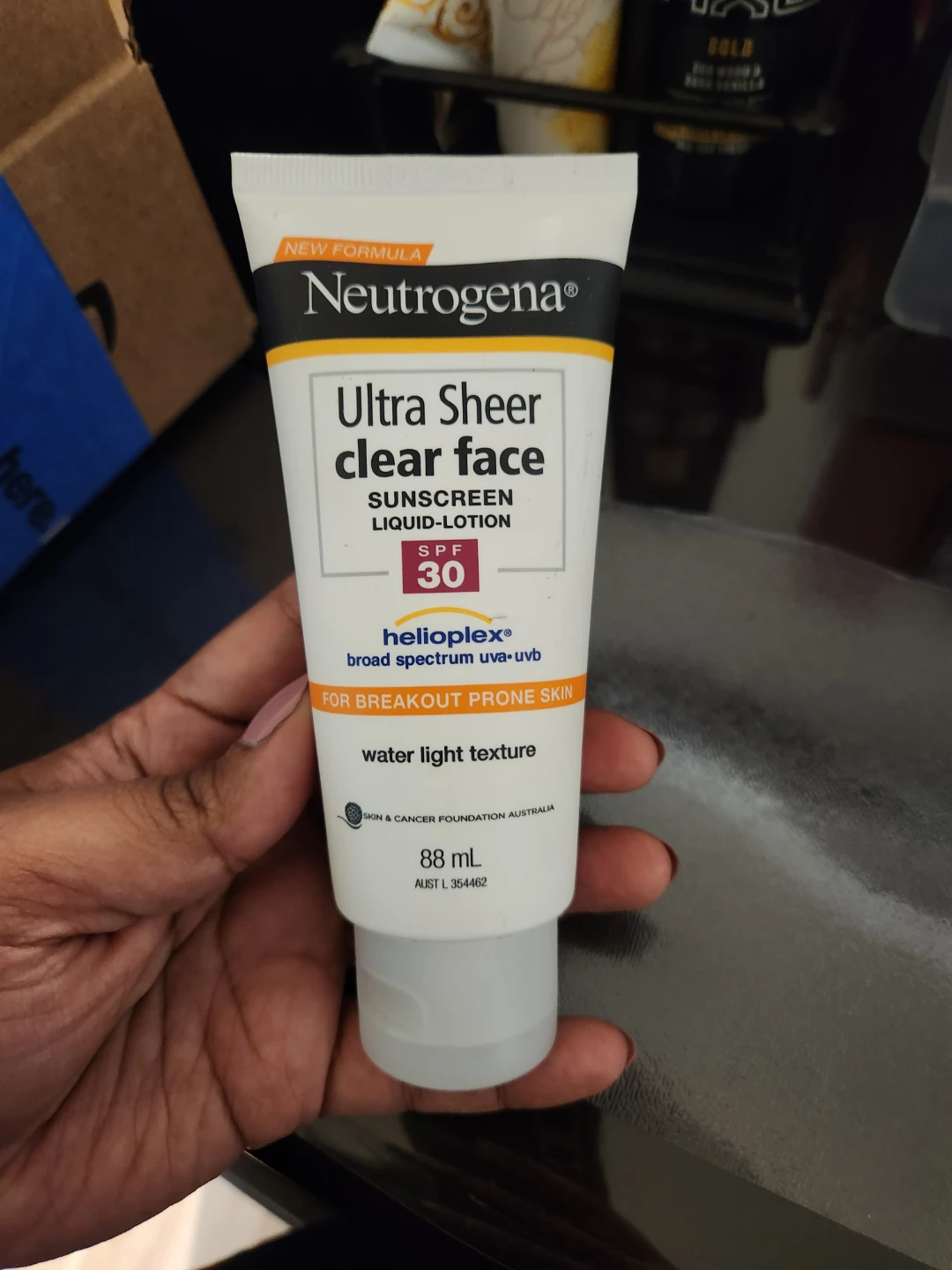 Neutrogena Ultra Sheer Clear Face Sunscreen SPF30 🏈