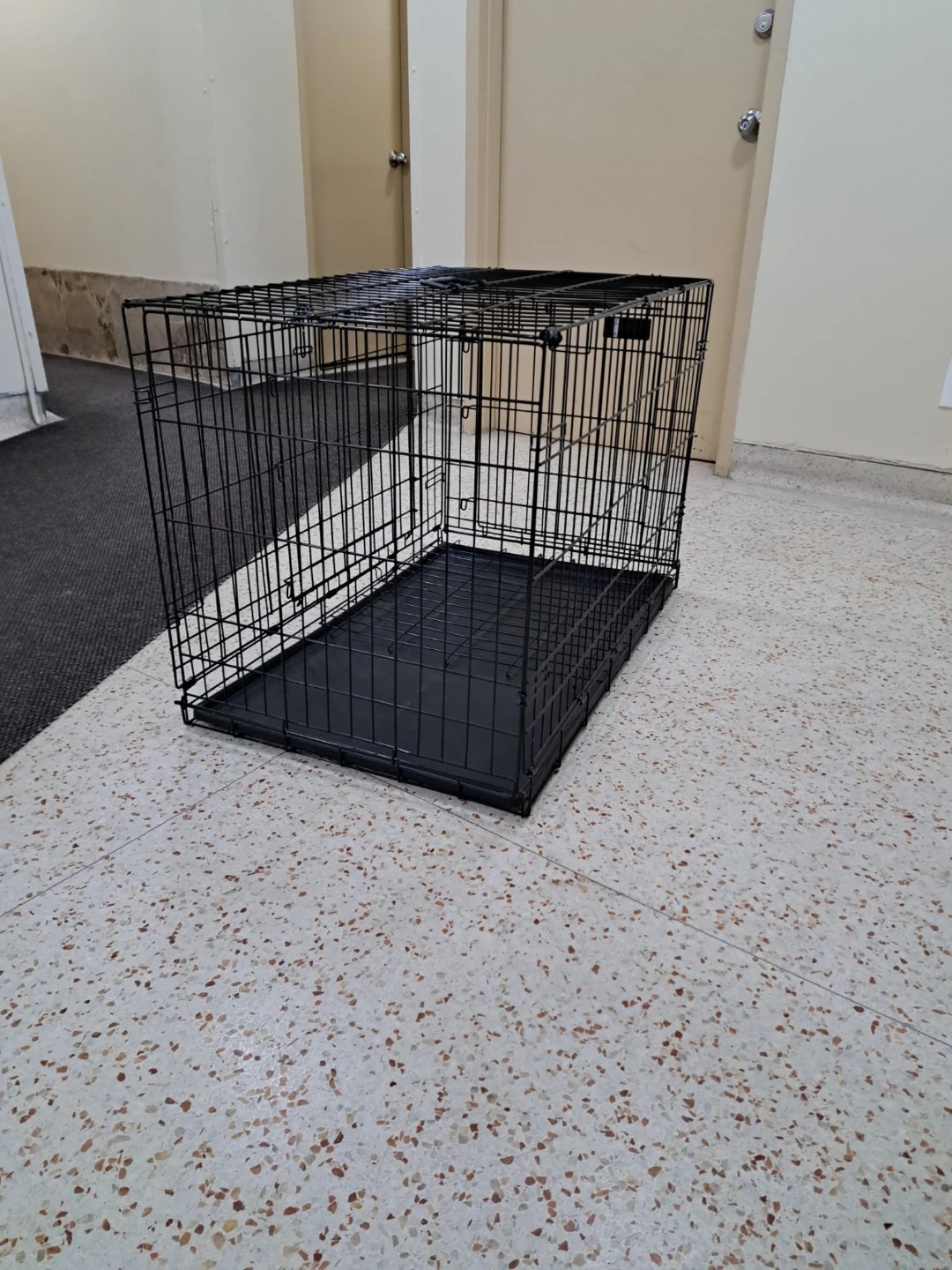 Top Paw 36" Double-Door Folding Dog Crate - photo 3