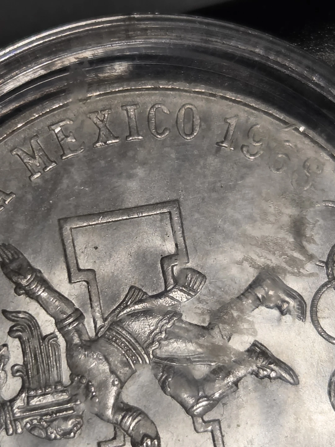 Silver 1968 Mexico 25 Pesos Olympic Coin - photo 4