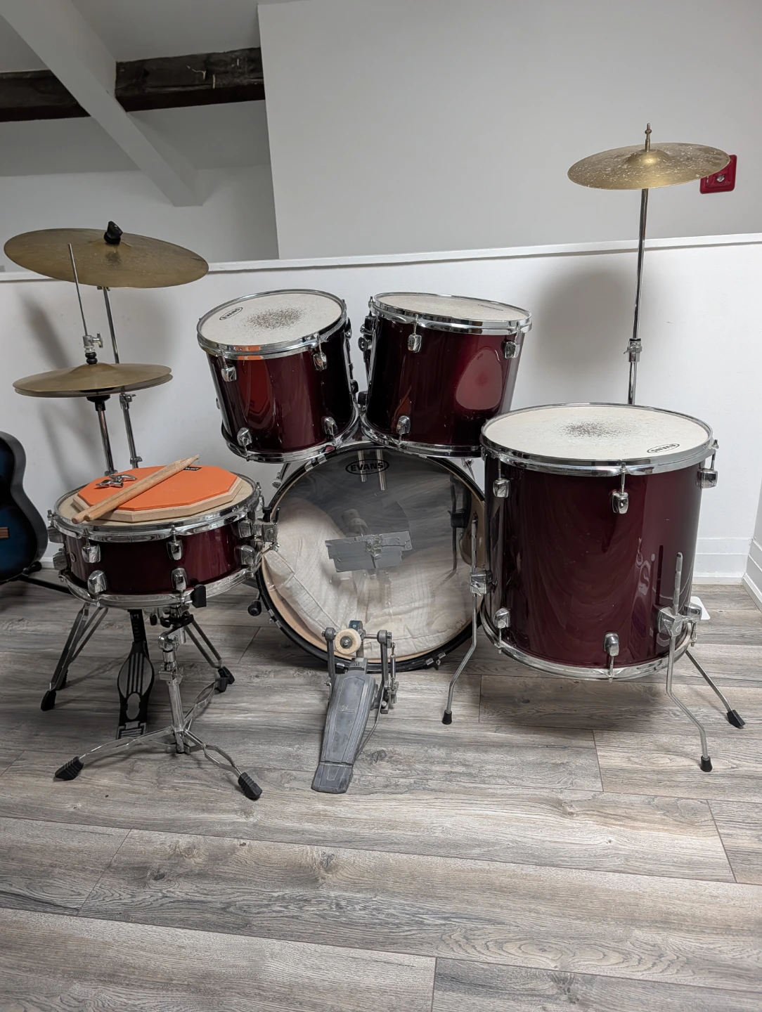 Acoustic Drum Kit with Practice Pad - photo 2