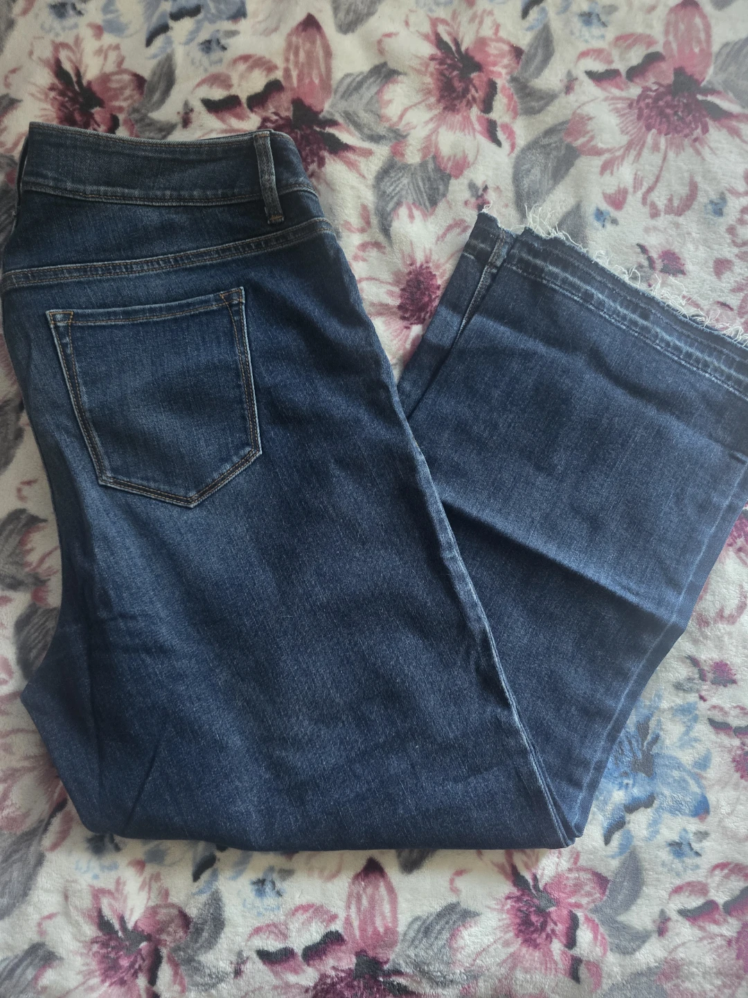 🏈Old Navy Mid-Rise Flare Jeans - photo 3