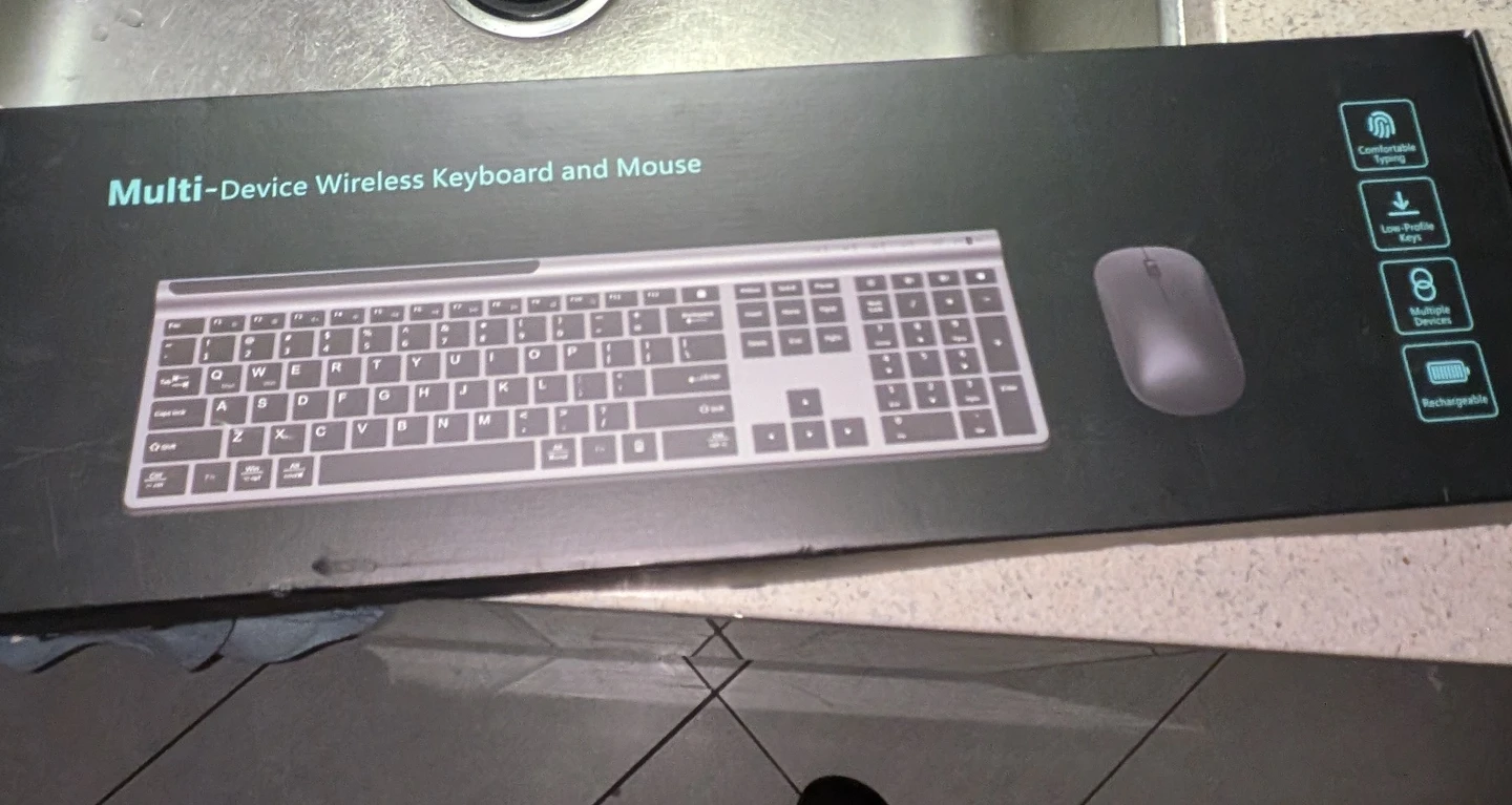 Multi-Device Wireless Keyboard and Mouse Combo