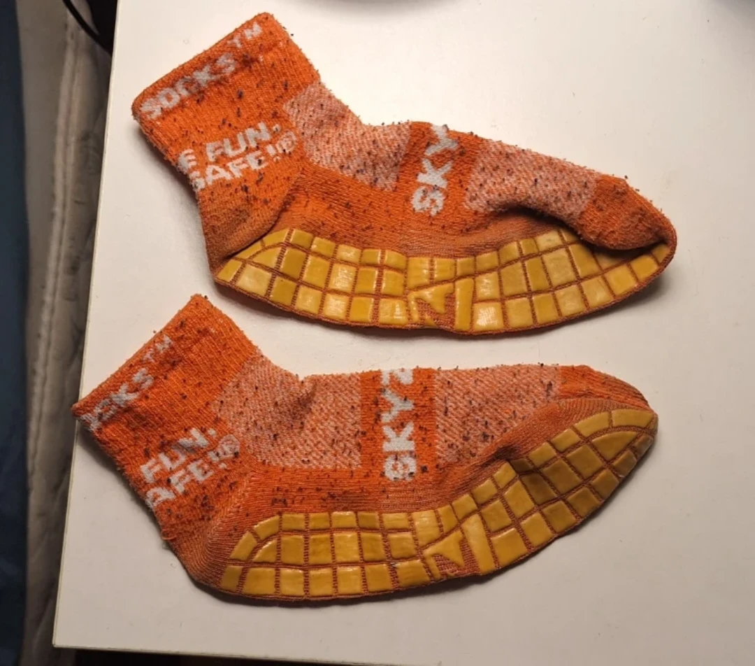 Sky Zone Grip Socks Orange🏈