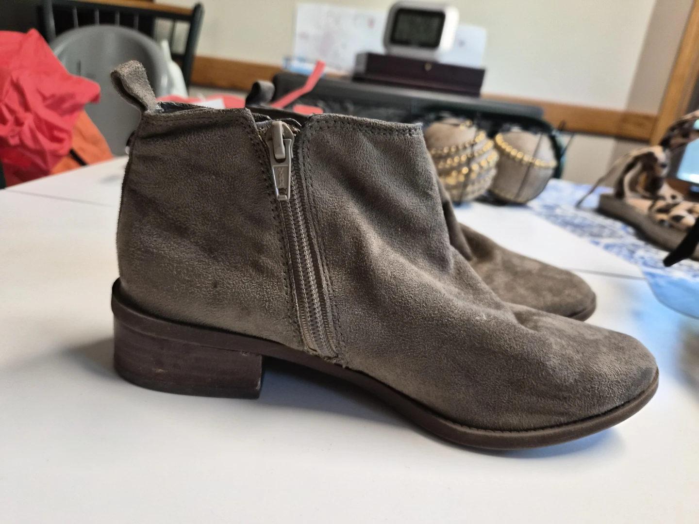 Steve Madden Grey Suede Ankle Boots - photo 3