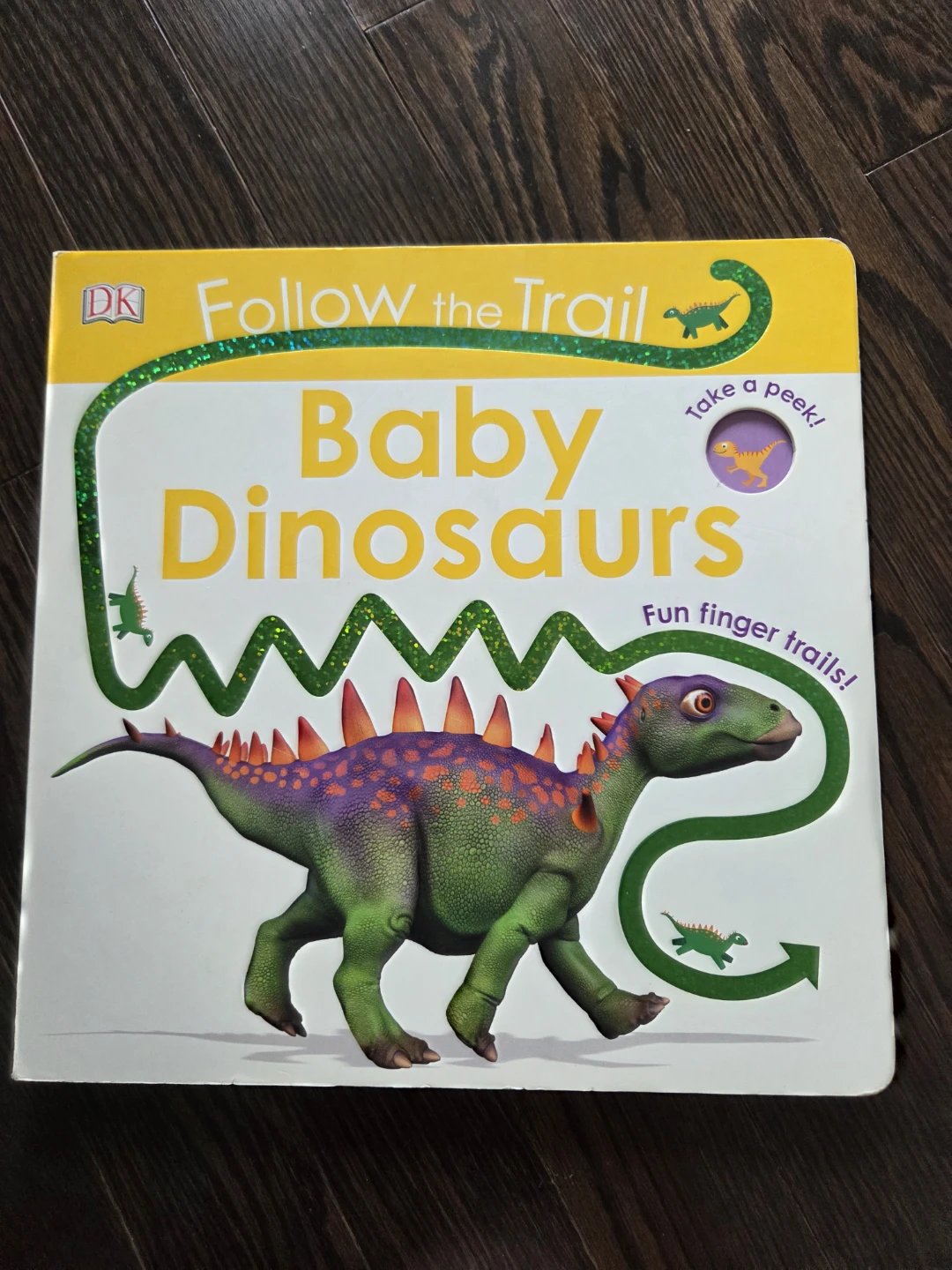 DK Follow the Trail: Baby Dinosaurs Book