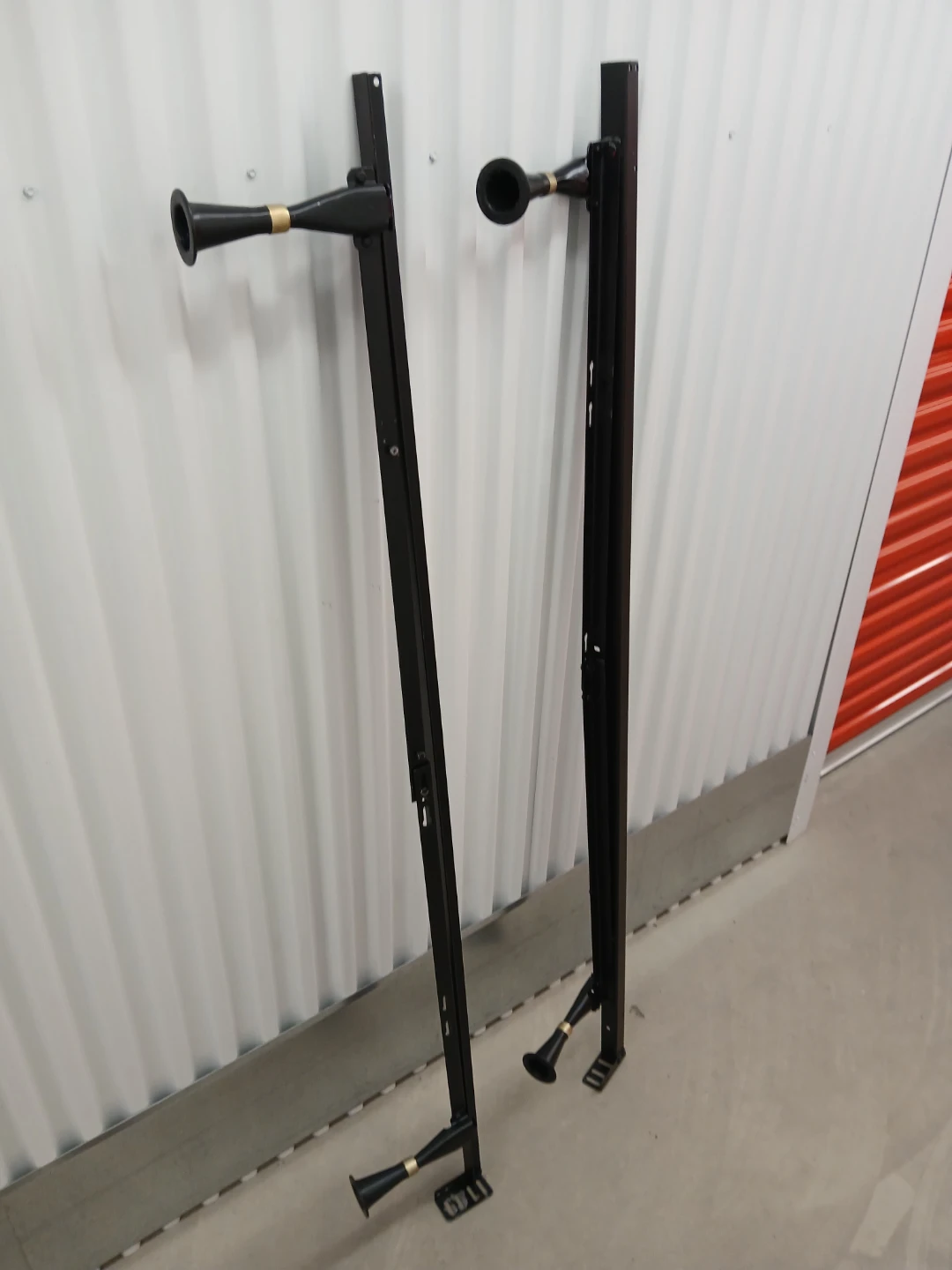 Metal Bed Frame Side Rails TWIN size - photo 3