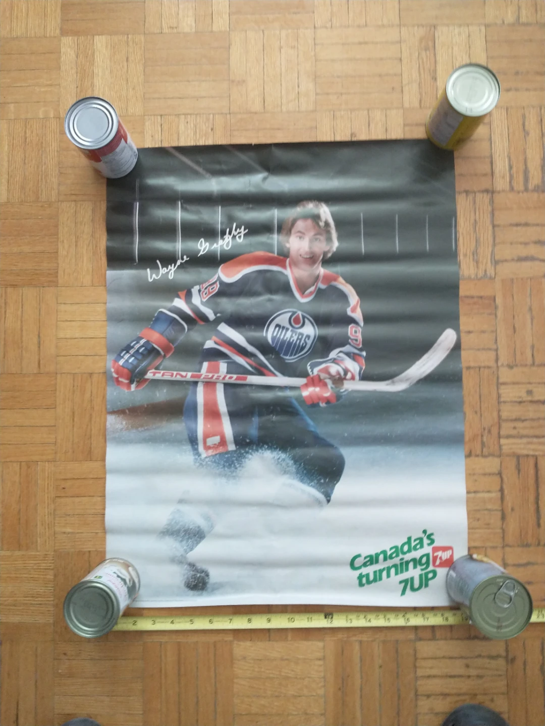 1980s Wayne Gretzky 19 x 25" 7UP Poster (needs flattening)