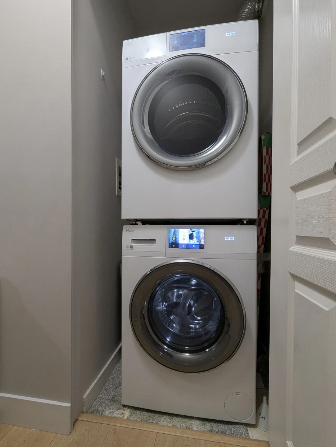 Haier Stackable Front Load Washing & Drying Machines