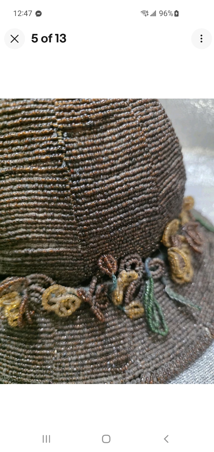 Vintage glass-beaded Art Deco "lady's Sunday hat" lamp shade - photo 4