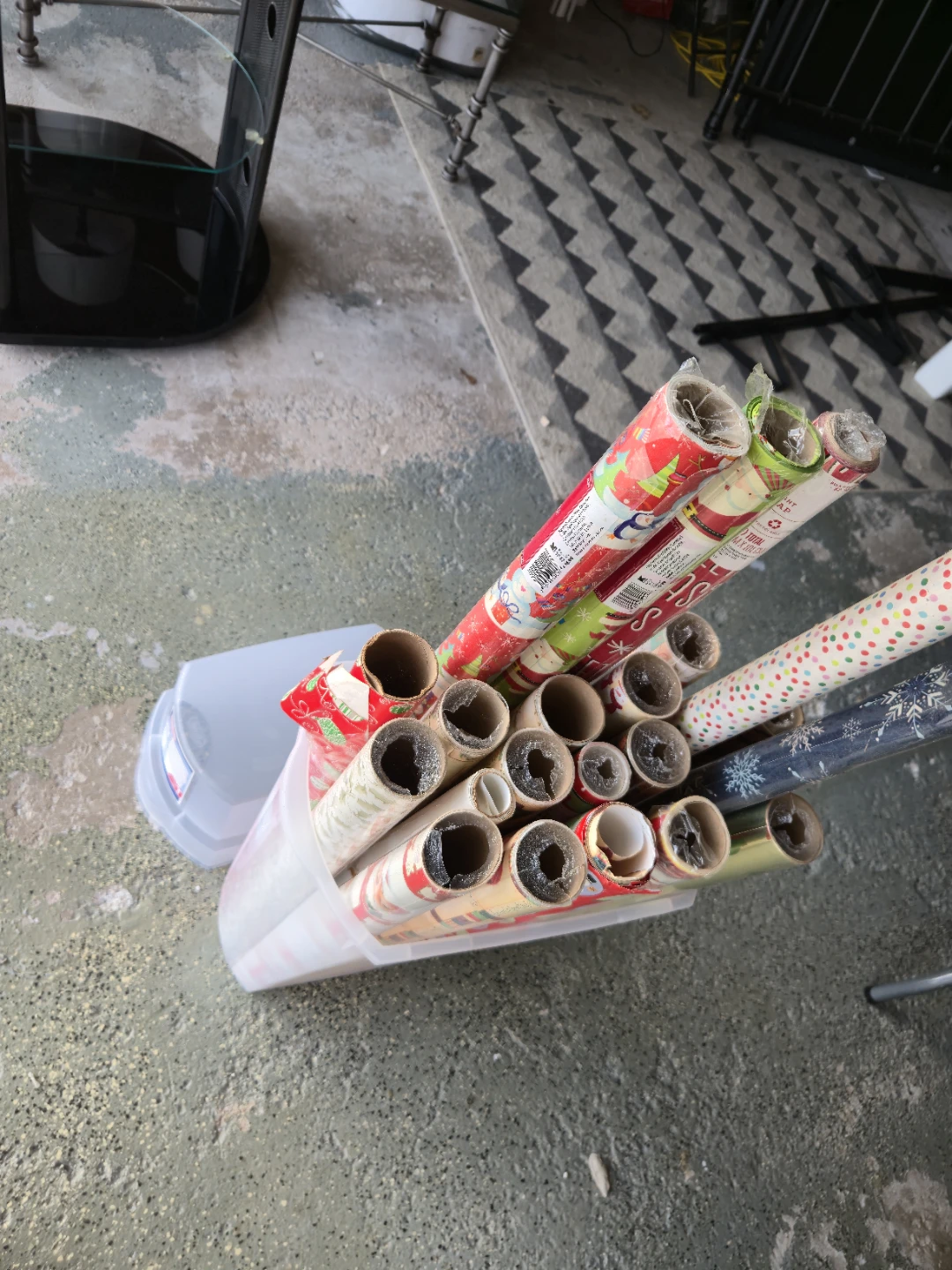 Lot of Christmas & Assorted Wrapping Paper With Container - photo 2